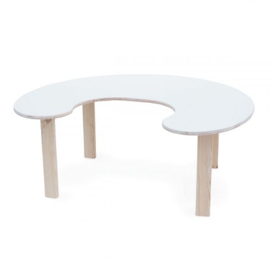 שולחן פרסה מעץ
